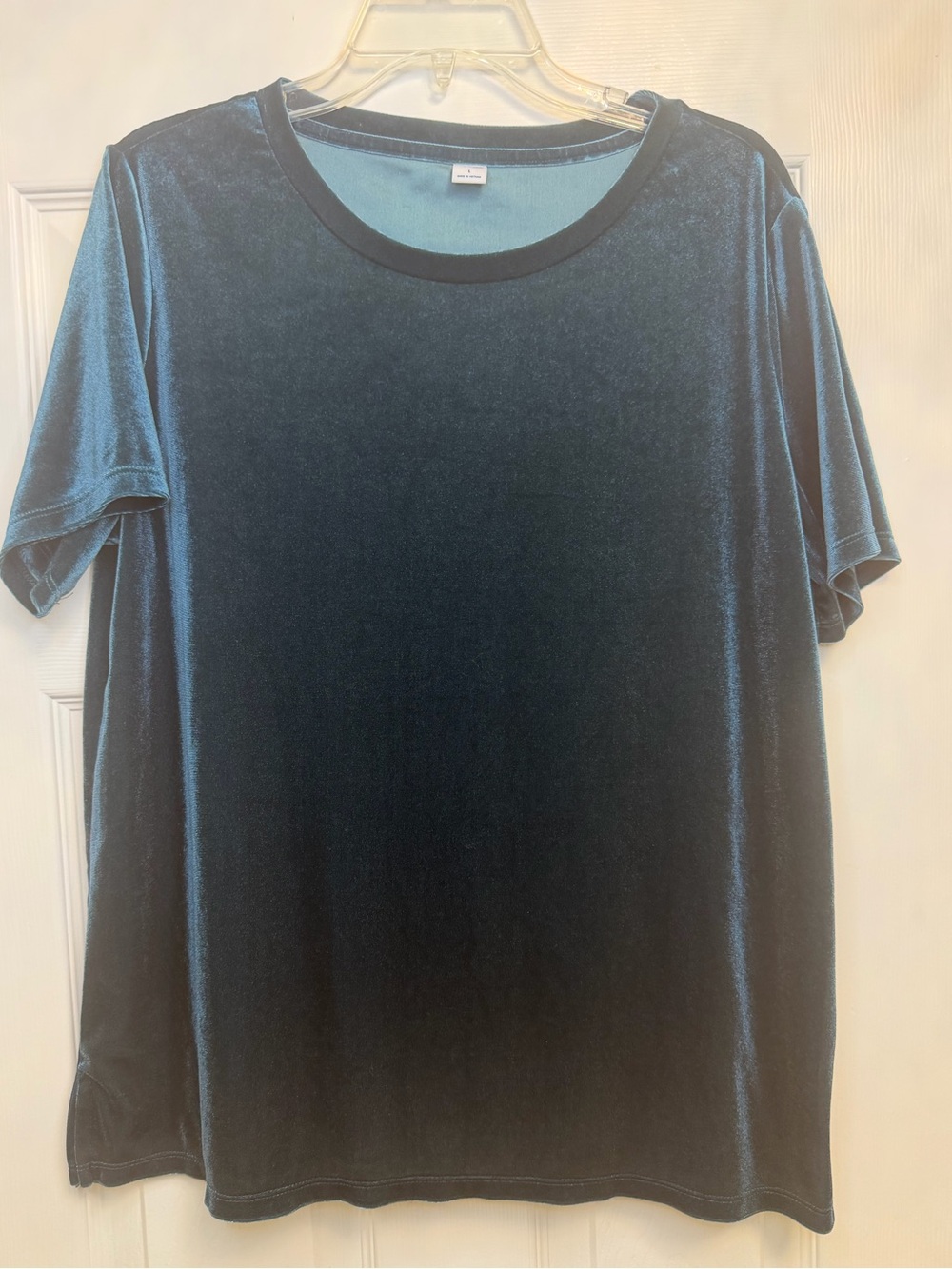 Old Navy Green Velvet Short Sleeve T-Shirt Top Large Emerald Holiday Crew Neck E - Picture 3 of 6